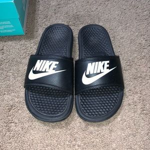 Nike slides